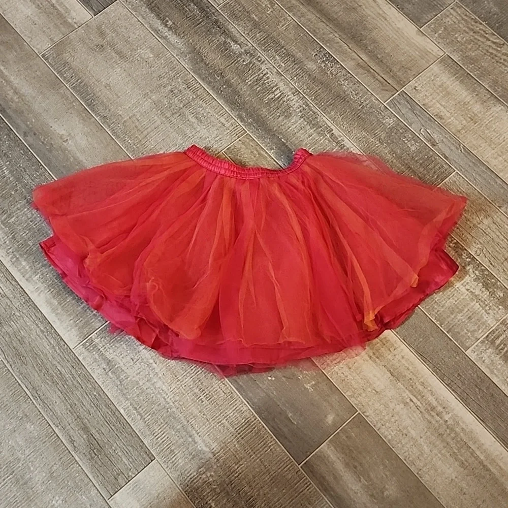 Gymboree brand tew tew skirt